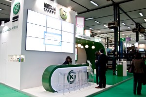 Stand creativo con animación para laboratorio farmacéutico