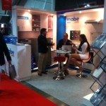 Mobiliario de alquiler para los stands de feria