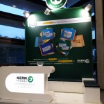 Vista fronatl del stand para la reunión de neurología